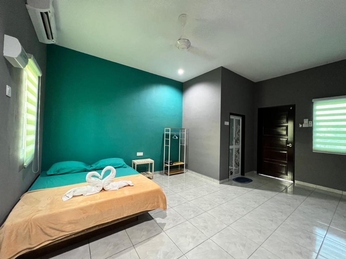 Tok Abu Heritage Roomstay Пантай Ченанг Екстериор снимка