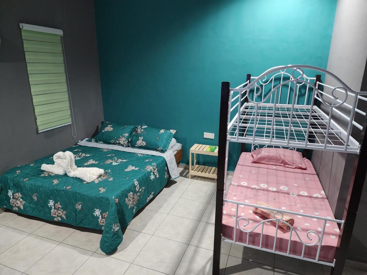 Tok Abu Heritage Roomstay Пантай Ченанг Екстериор снимка