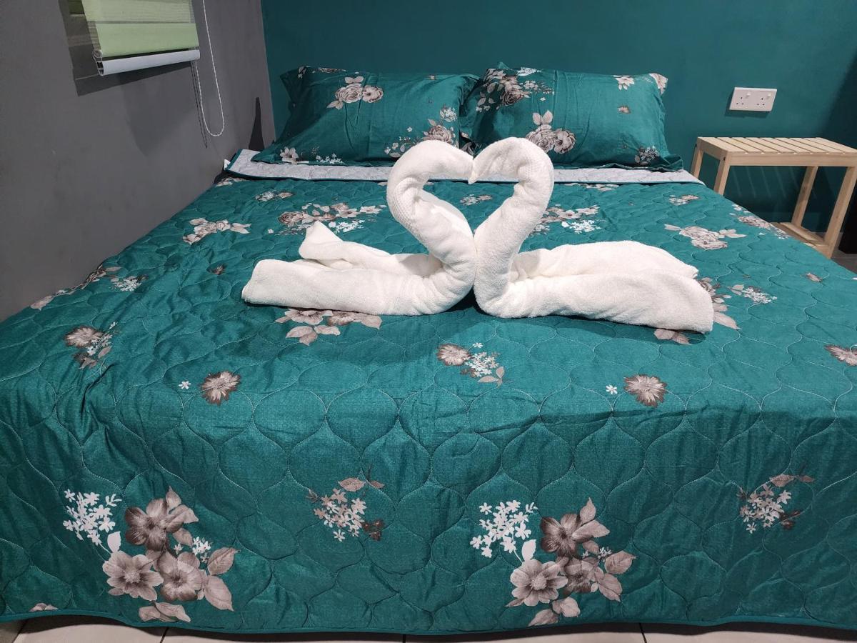 Tok Abu Heritage Roomstay Пантай Ченанг Екстериор снимка